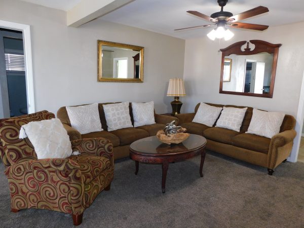 assisted-living-at-woodburn-4-living-room.jpg