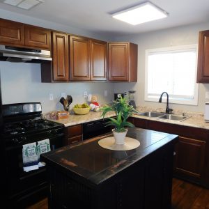 assisted-living-at-woodburn-8-kitchen.jpg