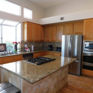 blue-skies-of-the-hill-4-kitchen.jpg