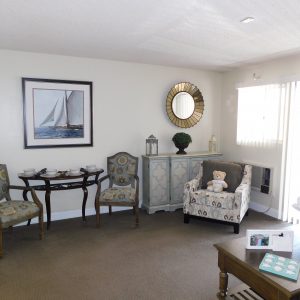 grossmont-gardens-senior-living-apartment-living-room-2.jpg