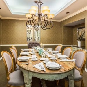 grossmont-gardens-senior-living-private-dining.jpg