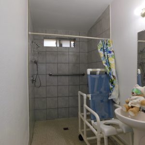 renown-suites-4-bathroom.jpg