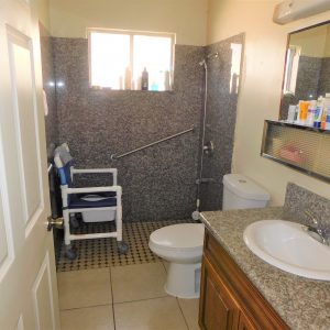 daleinas-home-care-restroom.jpg