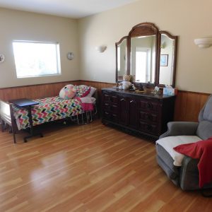 kings-care-assisted-living-llc-5-private-room-2.jpg