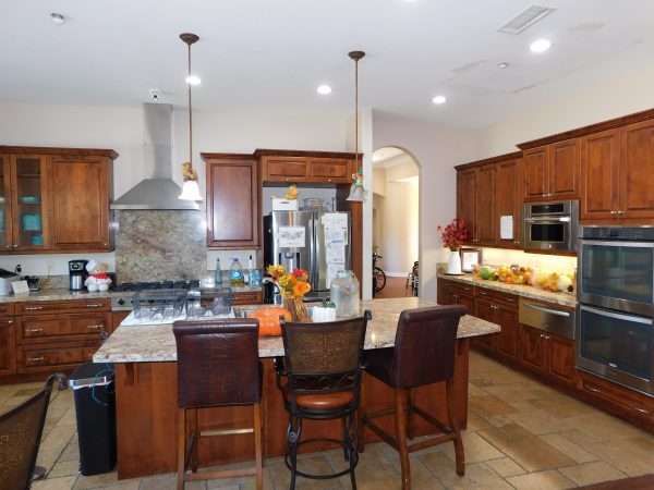 silver-oak-country-estates-i-kitchen.jpg