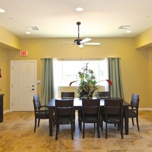 villa-monticello-assisted-living-dining-area-2.jpg