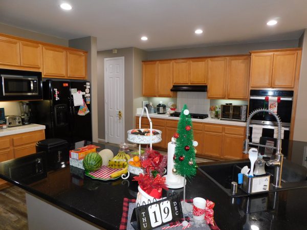 kellys-almagro-villa-4-kitchen.jpg