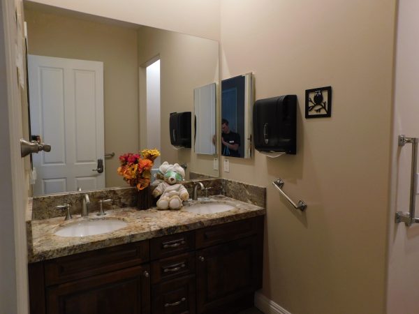 silver-oak-country-estates-i-bathroom.jpg