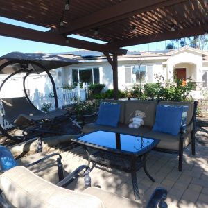 silver-oak-country-estates-ii-front-patio.jpg