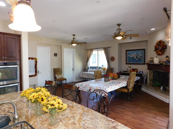 silver-oak-country-estates-ii-kitchen-dining-room.jpg