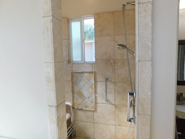 silver-oak-country-estates-ii-master-shower.jpg