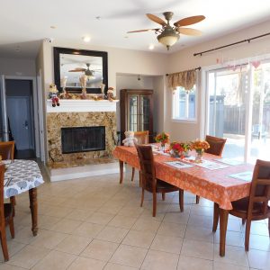 silver-oak-country-estates-iii-dining-room-1.jpg